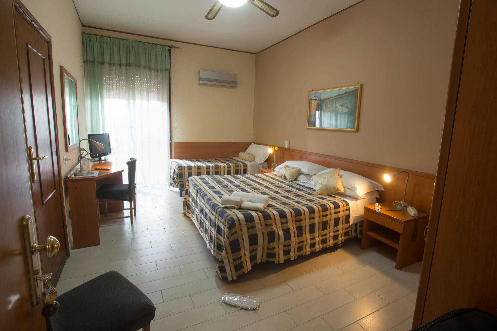 Hotel Pompei Scafati Exteriör bild